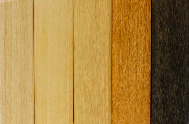 Verschiedene Holzölungen Verschiedene Holzölungen